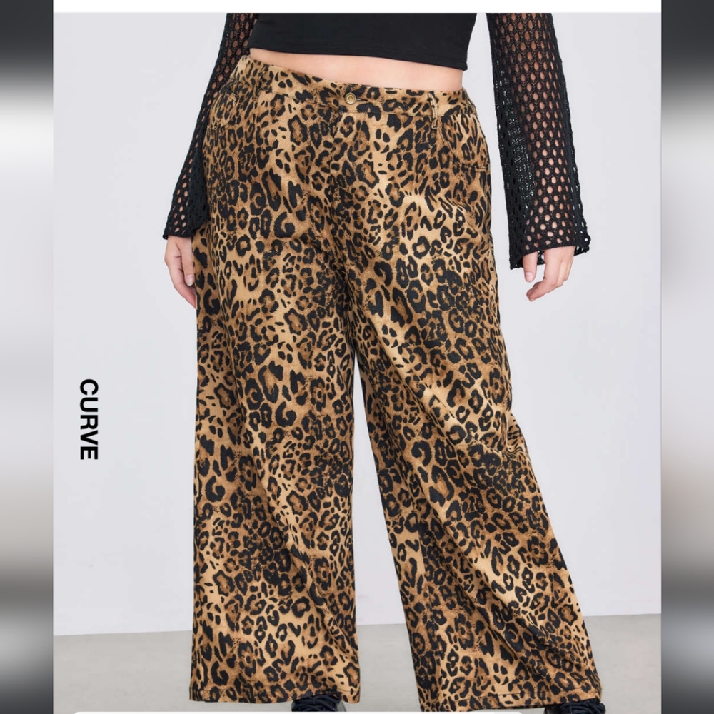 Cider Curve Leopard Jeans